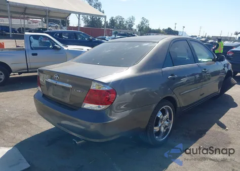 2005 Toyota Camry Xle из США, поврежденный, VIN 4T1BE32K45U955745
